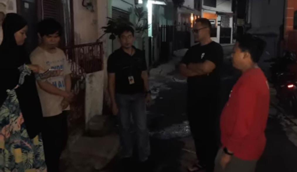 Polisi Cek TKP Curanmor di Ciputat Timur Foto : Ist