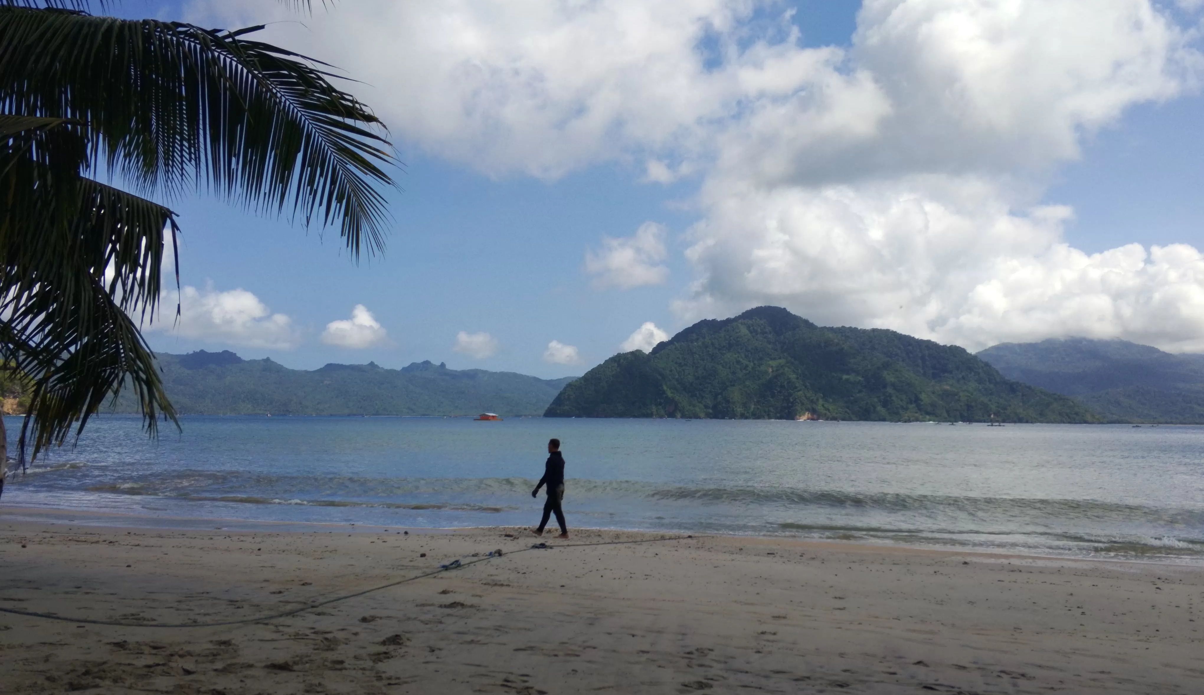 Setelah Aceh Dan Sumut, Kini Polemik Batas Wilayah Muncul Di Jawa Timur Salah satu Pulau yang diperebutkan antara Kabupaten Trenggalek dan Kabupaten Tulungagung, Jatim. Foto : Ist