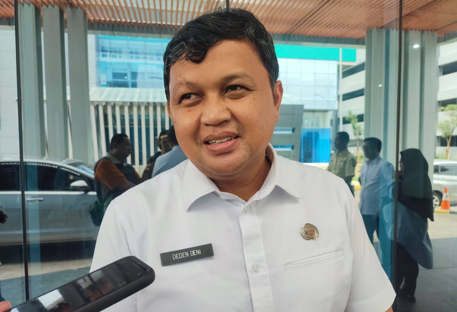 SPMB SMPN Tahap Pertama Dikhususkan Jalur Domisili Kepala Dindikbud Kota Tangsel, Deden Deni menyatakan persiapan SPMB jenjang SPMN siap sepenuhnya, Senin (23/6)