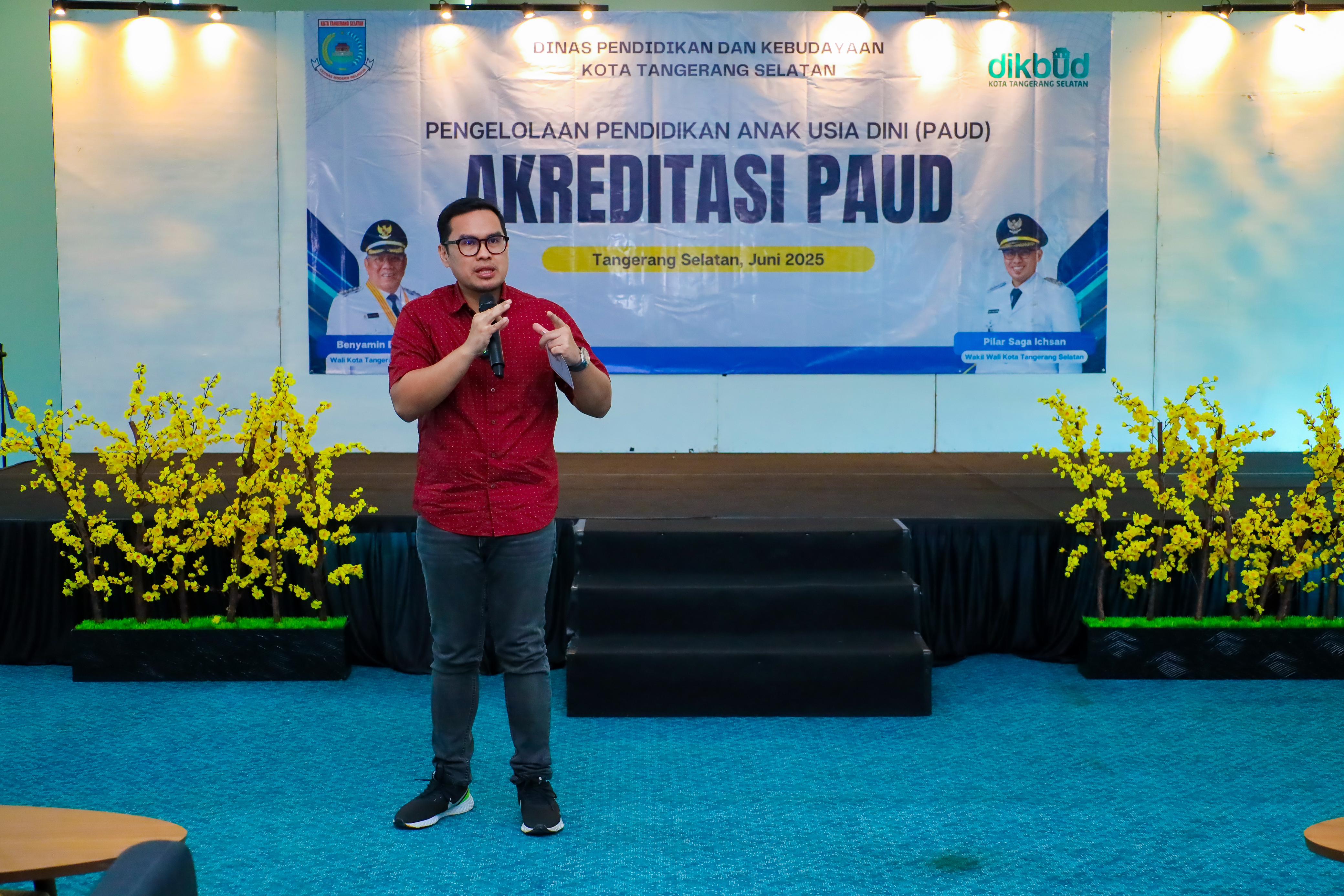 Tingkatkan Kualitas Pendidikan, Ratusan PAUD di Tangsel Ikuti Akreditasi Wakil Walikota Tangsel, Pilar Saga Ichsan, saat menghadiri akreditasi PAUD di Gedung Galeri Koperasi Dan UKM, Serpong, Selasa (24/6). (tangselpos.id/irm)