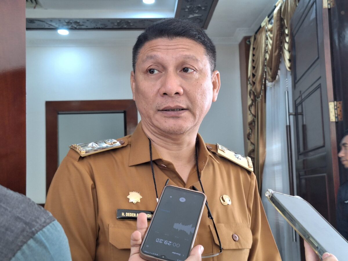 Andra Terima Surat Dari Prabowo untuk Lantik Deden Sebagai Sekda Sekda Prov Banten Deden Apriandhi. Foto : Ist
