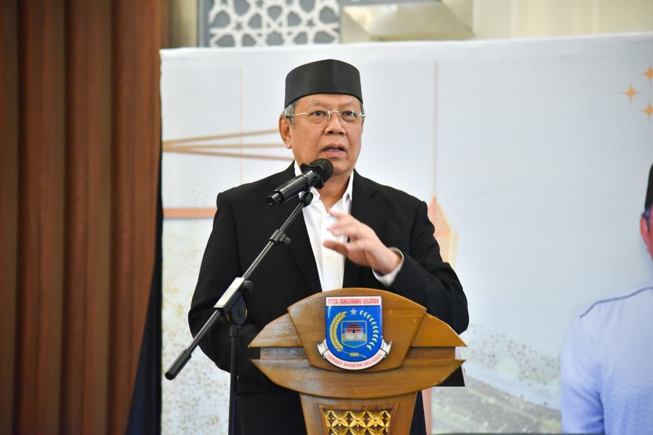 Anomali Cuaca, Waspada DBD Kian Merebak Wali Kota Tangsel, Benyamin Davnie mengimbau masyarakat agar lebih mewaspadai penyebaran nyamuk pengantar penyakit DBD, Minggu (6/7)