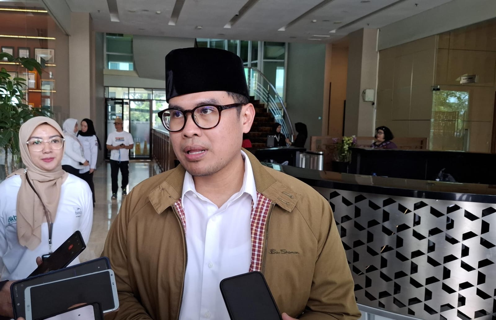 Wakil Wali Kota Tangsel, Pilar Saga Ichsan menyatakan bakal meningkatkan pengawasan guna mengantisipasi peredaran beras oplosan di Tangsel, Rabu (23/7).