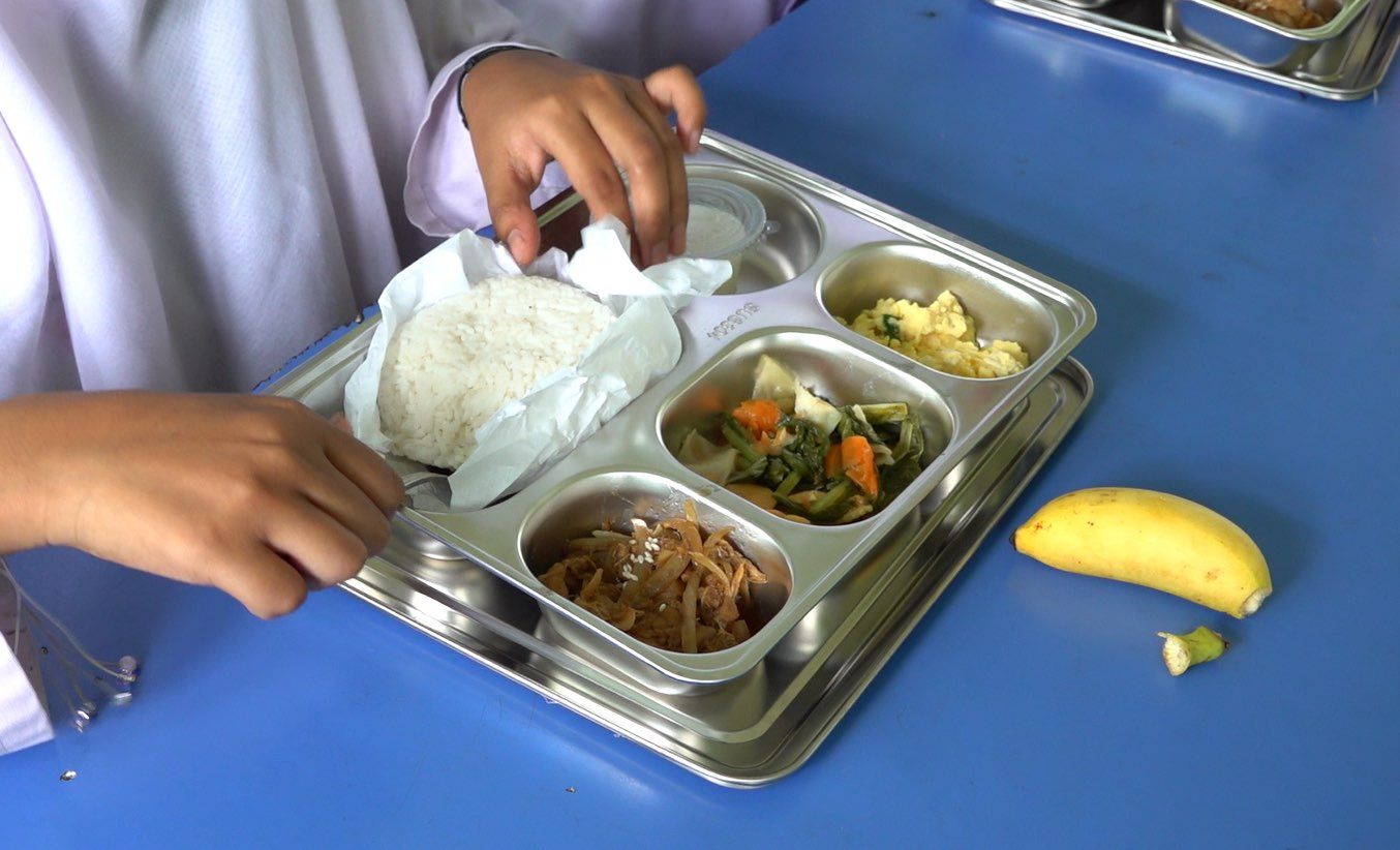 Menu MBG di salah satu SD di Pontianak. Foto : Ist