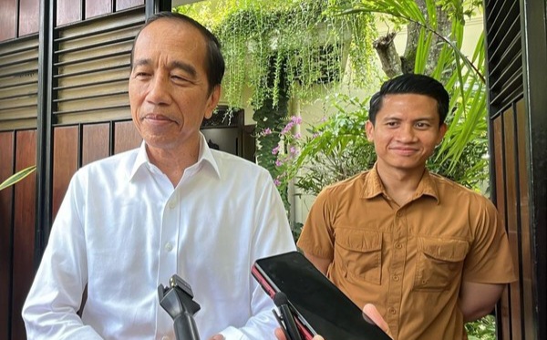 Bicara Soal Ijazah Palsu dan Isu Pemakzulan Wapres Mantan Presiden ke 7 RI Jokowi. Foto : Ist