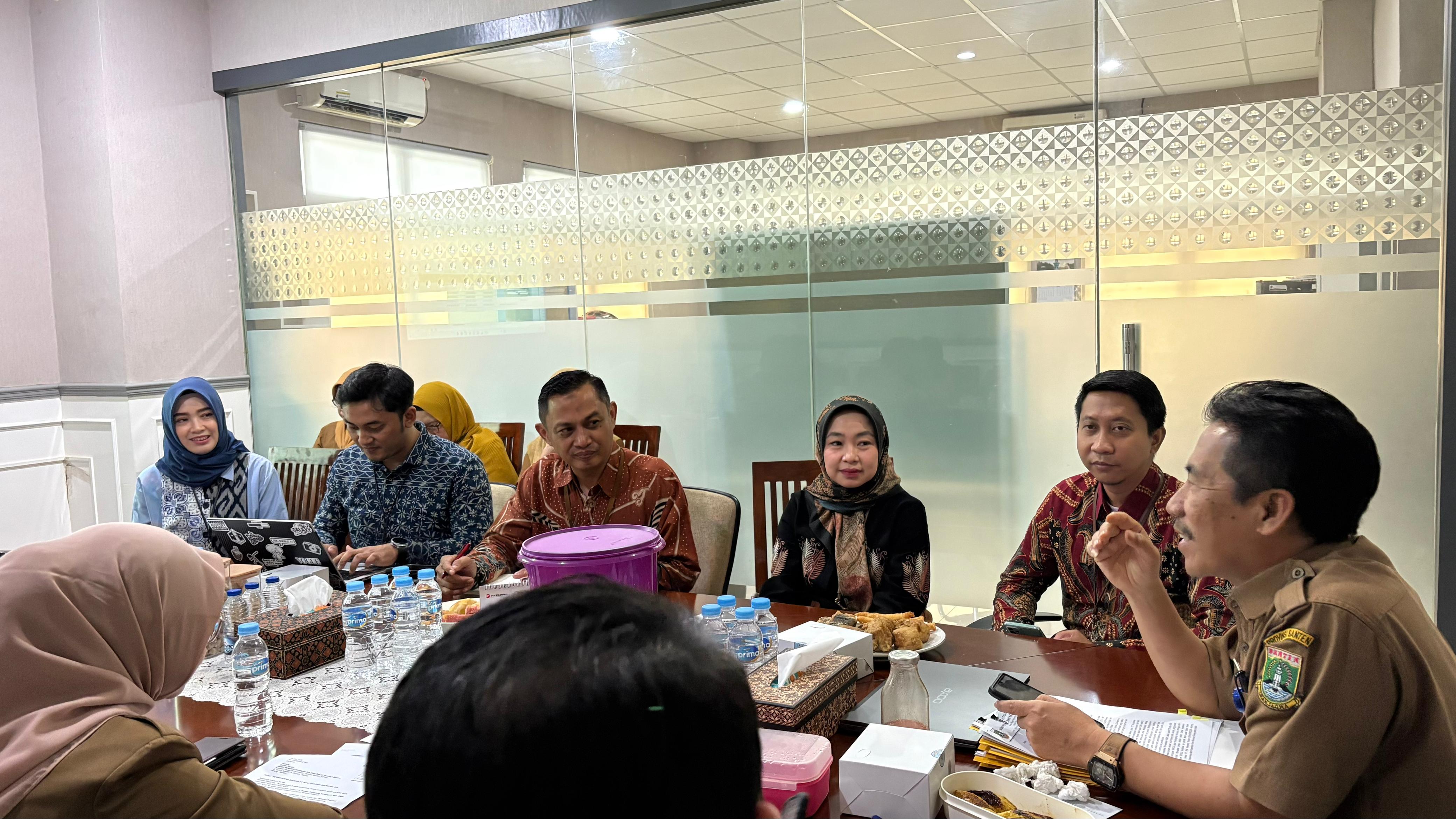 BSI Tawarkan Kerja Sama Dengan Pemprov Banten Pertemuan BSI Cabang Serang dengan Sekretaris BPKAD Banten, Agus Setiyadi. (Istimewa)