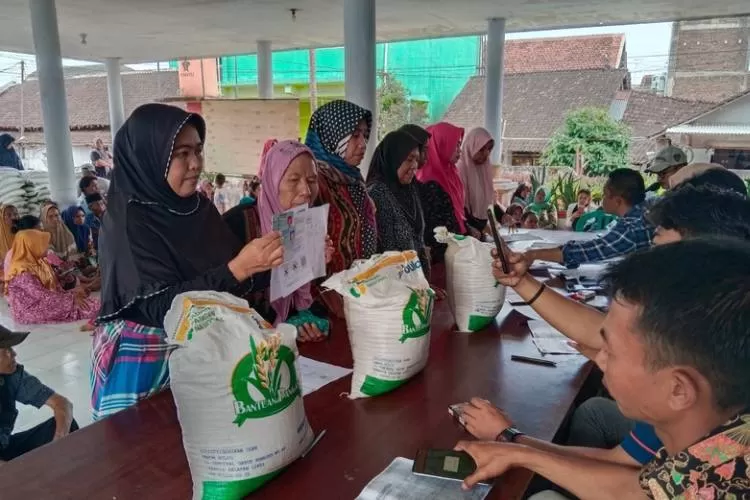 Bulan Ini, Berbagai Bansos Diguyur Untuk Rakyat Ilustrasi. Foto : Ist