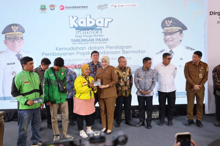 Gubernur Andra Soni Luncurkan Program Cicilan Pajak Kendaraan Bermotor Acara peluncuran cicilan PKB. Foto : Humas Pemprov