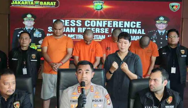 Komplotan Pencuri Rokok Minimarket di Jakbar Ditangkap Foto :Ist