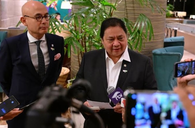Menko Airlangga: Sementara Tarif Import Tetap 10 Persen Menteri Koordinator (Menko) Bidang Perekonomian Airlangga Hartarto. Foto : Ist