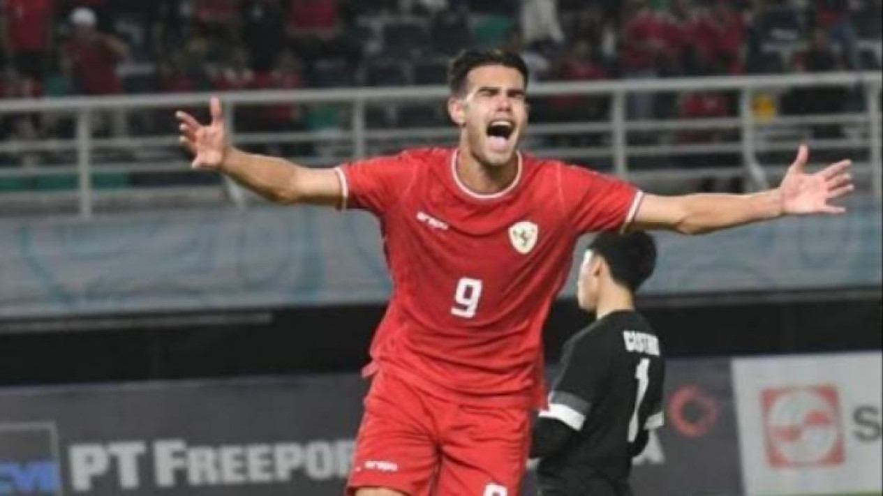 Bomber Timnas Garuda Muda Jens Raven. Foto : Ist