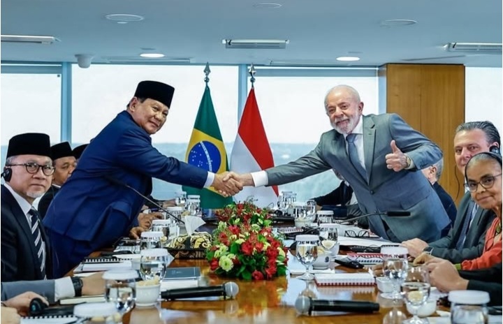 Presiden Prabowo Disambut Hangat Presiden Brazil Di Istana Presiden Prabowo dan Presiden Brazil Luiz Inácio Lula da Silva. Foto : IG