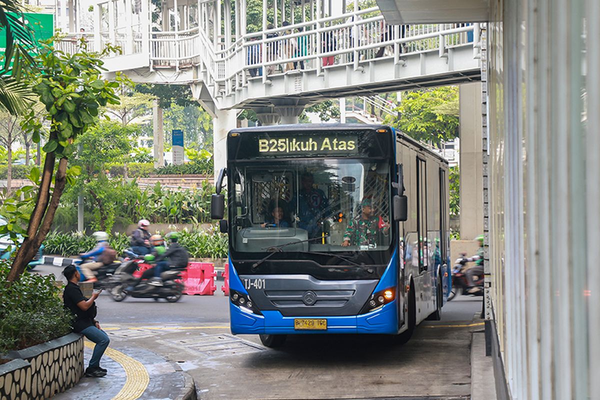 Rute Bekasi - Duku Atas Mulai Mengaspal, Naik Transjabodetabek Kantong Nggak Boncos TransJakarta rute Bekadi-Dukuh Atas. Foto : Ist