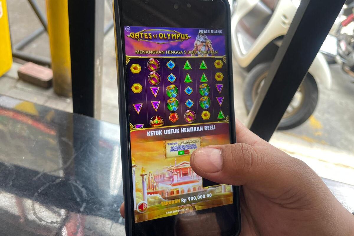 Terendus Main Judi Online, 15 Ribu Warga Terancam Tidak Dapat Bansos Ilustrasi. Foto : Ist
