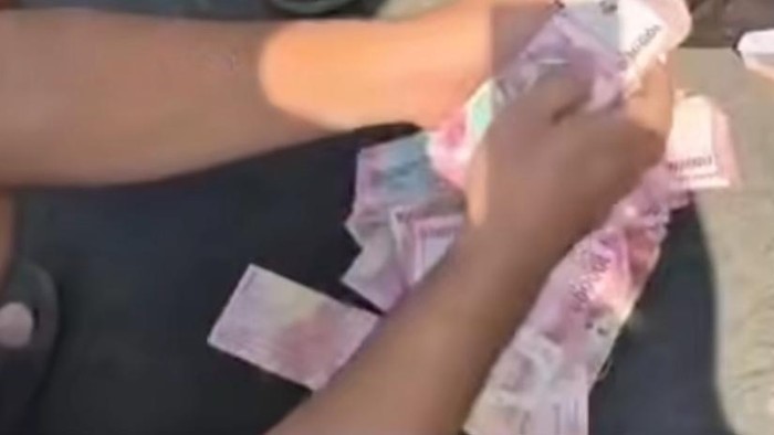 Uang Rp300 Juta Berhamburan di Depok, Ternyata Ada Wanita Dijambret Ilustrasi. Foto : Ist