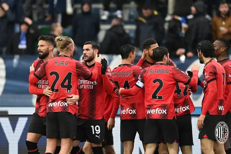 AC Milan Dikalahkan Cremonese 1-2, Napoli Tancap Gas Skuad AC Milan. Foto : Ist