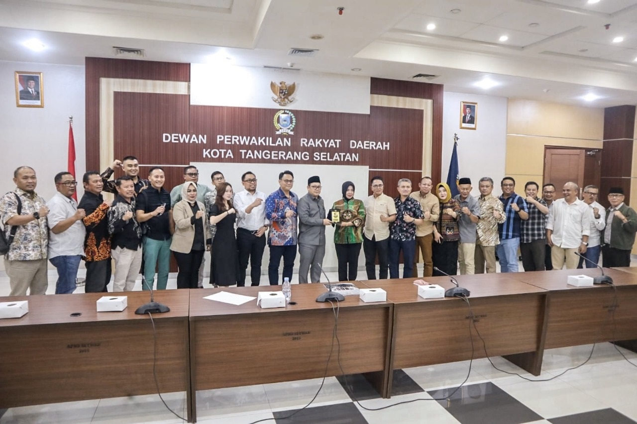 Banggar DPRD Kabupaten Bandung Studi Banding Soal APBD Perubahan DPRD Kota Tangsel menerima Kunjungan dari DPRD Kabupaten Bandung. Kunjungan itu membahas terkait angaran.