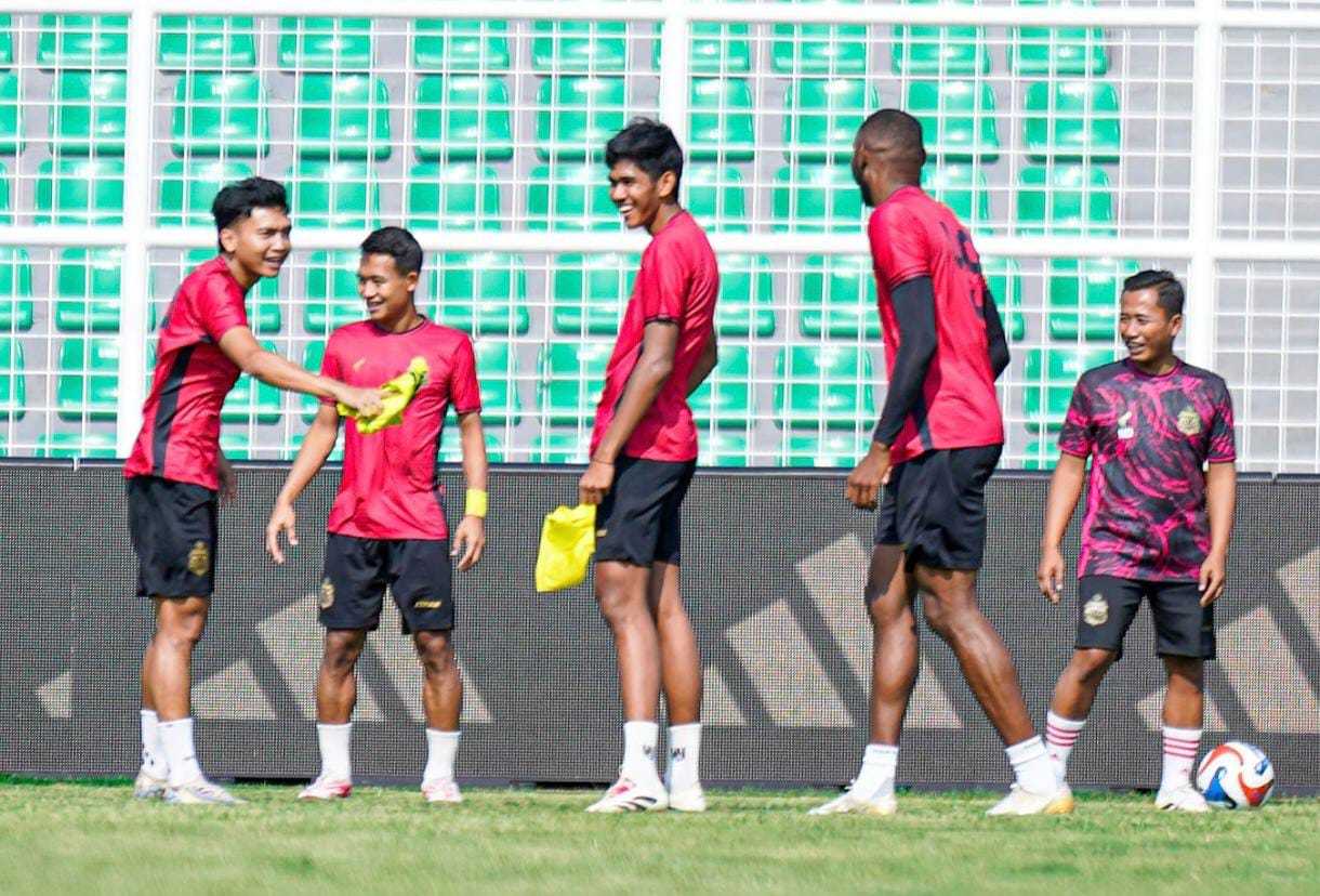 Bhayangkara FC Kalahkan Persis Solo 2-0 Skuad Bhayangkara FC. Foto : Ist