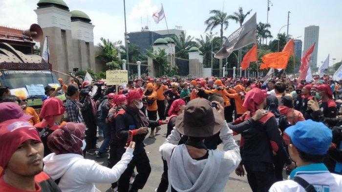 Buruh Akan Demo Besar-besaran, DPR Siap Tampung Aspirasi Ilustrasi. Foto : Ist