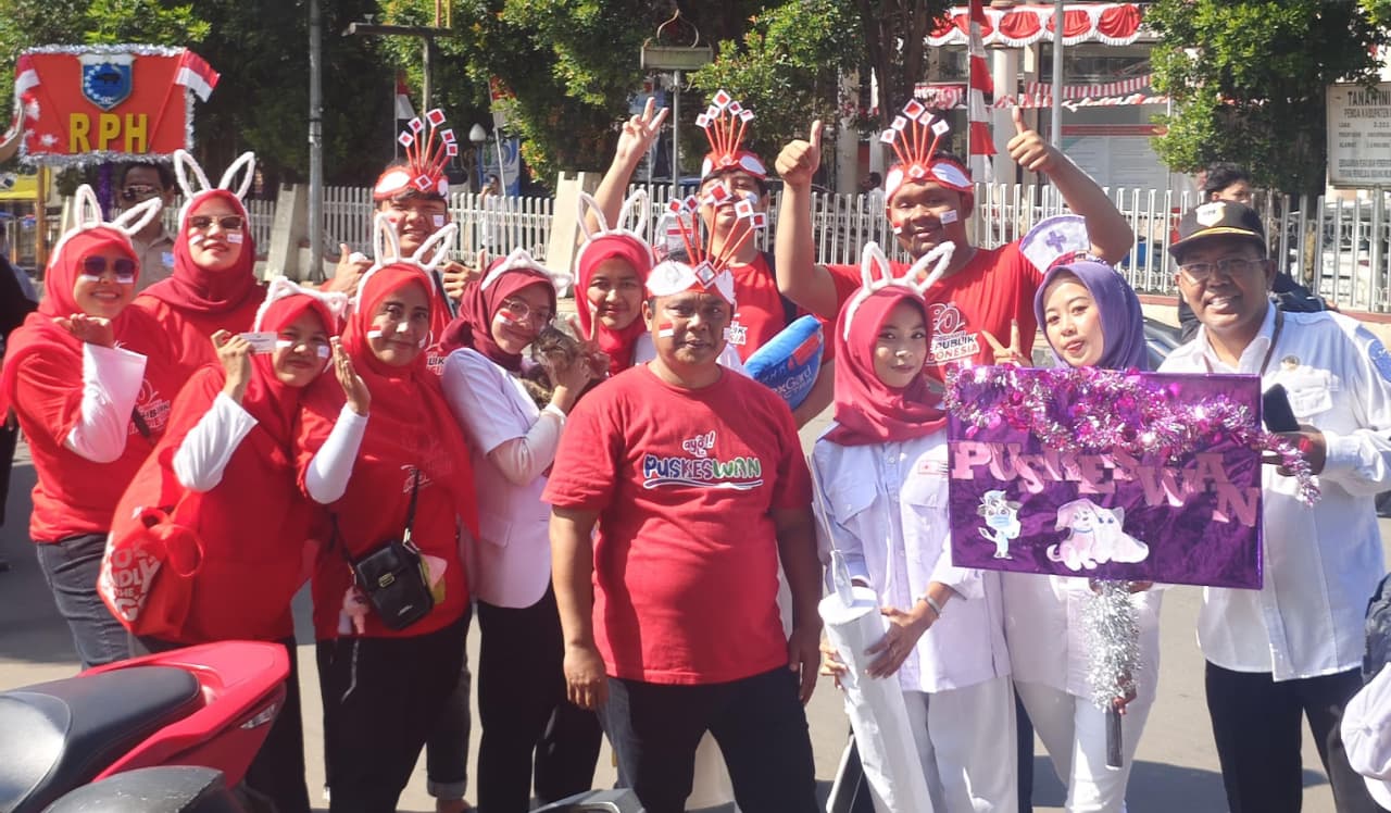 Dalam rangka memeriahkan HUT ke-80 Republik Indonesia, Dinas Pertanian dan Ketahanan Pangan (DPKP) Kabupaten Pandeglang menggelar karnaval meriah, Rabu (13/8/2025).(Istimewa)