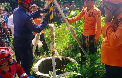 Geger! Wanita Ditemukan Tewas dalam Sumur di Bogor usai Menghilang Sumur tempat ditemukannya mayat wanita di kawasan Ciseeng, Kabupaten Bogor. Foto : Ist