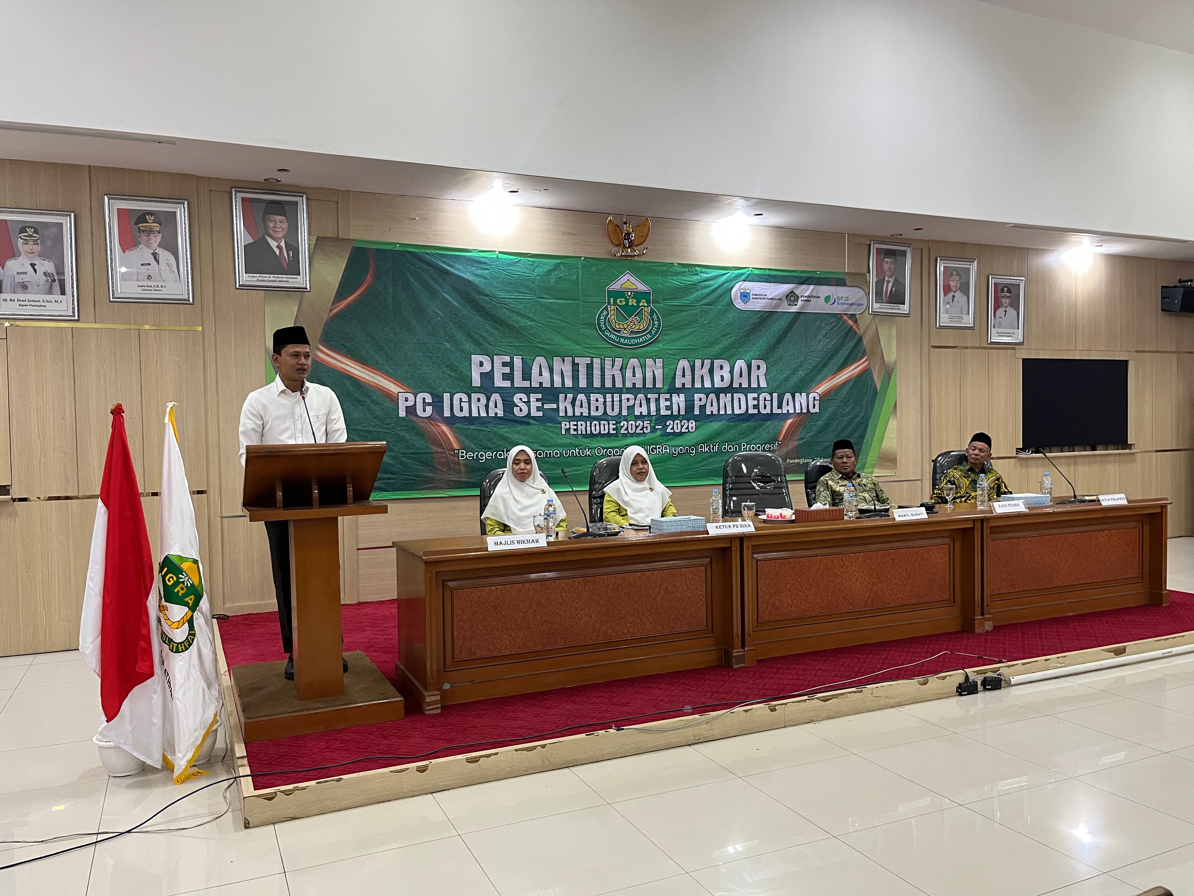 Guru RA Diminta Jadi Garda Terdepan Bentuk Karakter Anak Wabup Pandeglang Iing Andri Supriadi sedang memberikan sambutan, pada acara pelantikan 20 PC IGRA se Kabupaten Pandeglang untuk masa bakti 2025-2028, di Oproom Setda Pandeglang, Rabu (27/8).