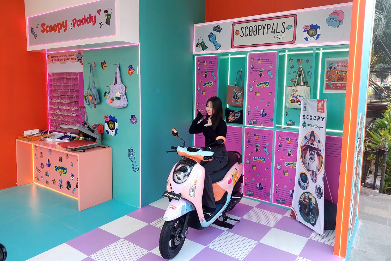 Honda Scoopy Modifikasi Ramaikan Grove Fest di Grove at Cibis Scoopy modifikasi tampil memikat.(ist).