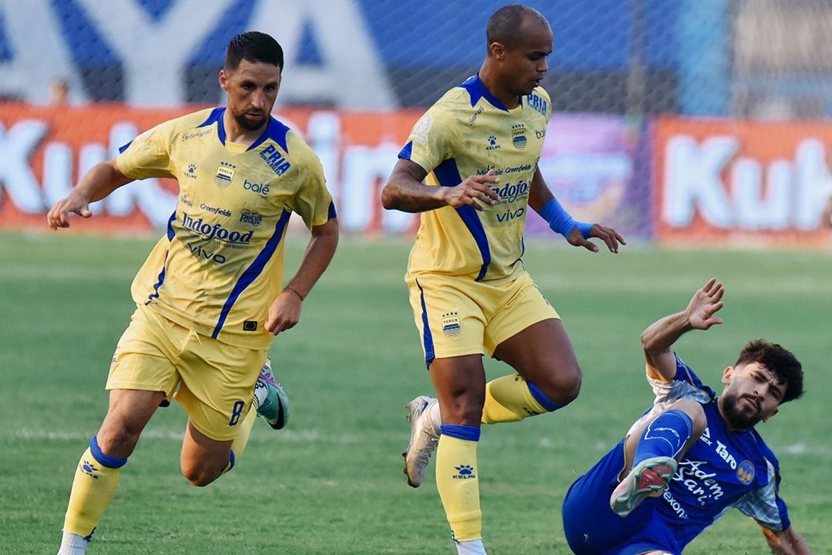 Juara Bertahan Persib Bandung Ditahan Imbang Tim Promosi PSIM 1-1 Laga PSIM vs Persib Bandung. Foto : Ist