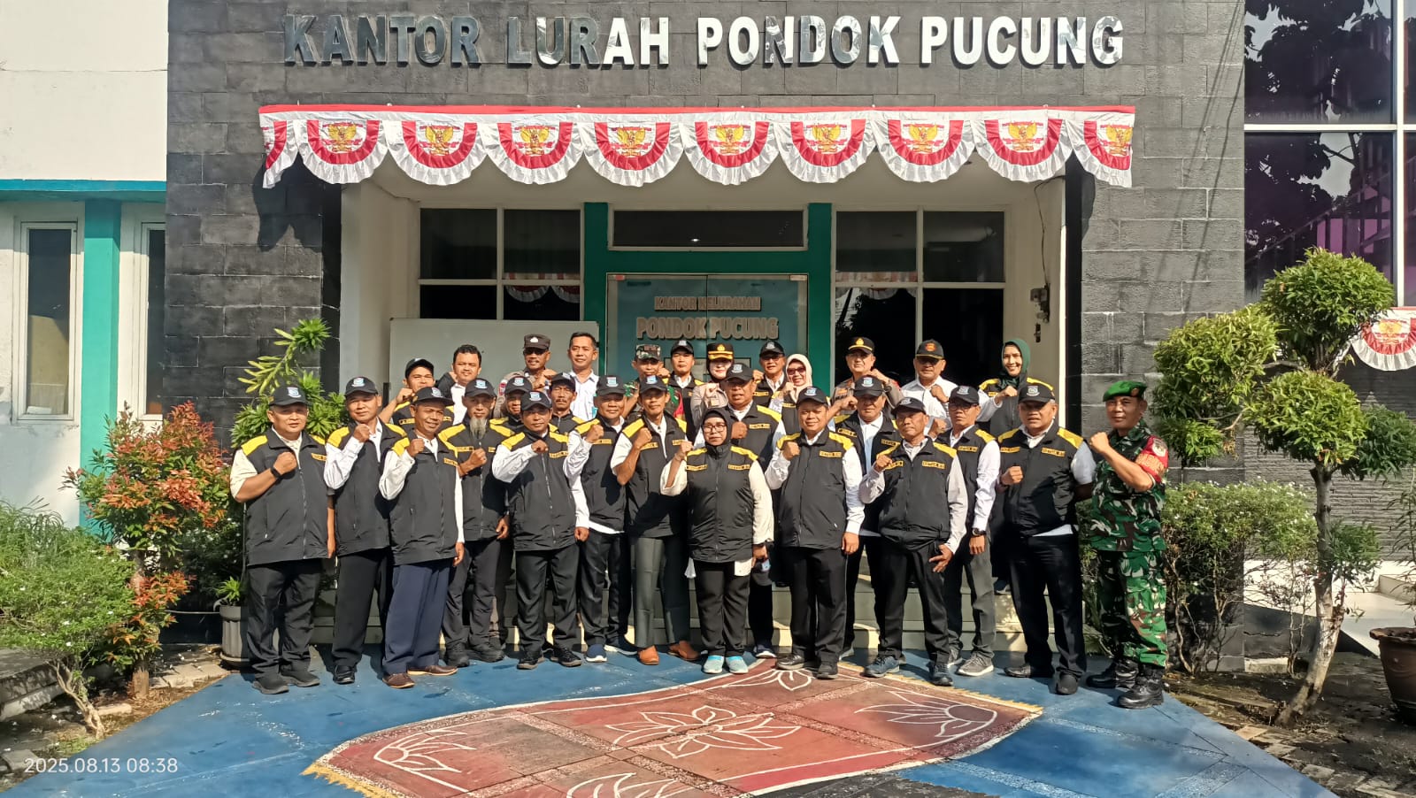 Apel 3 Pilar Kelurahan Pondok Pucung bersama Kapolsek dan Danramil Kecamatan Pondok Aren. Foto : Ist