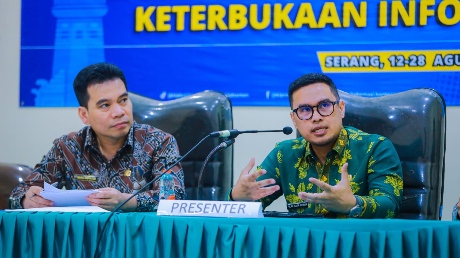 Layanan Informasi Publik Mudah Diakses Difabel Wakil Wali Kota Tangsel, Pilar Saga Ichsan saat memaparkan layanan ramah disabilitas di Serang, Minggu (24/8).