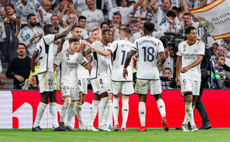 Madrid Sempurna 3 Laga Beruntun, Tekuk Mallorca 2-1 Selebrasi Real Madrid usai menang 2-1 dari Real Mallorca. Foto : Ist