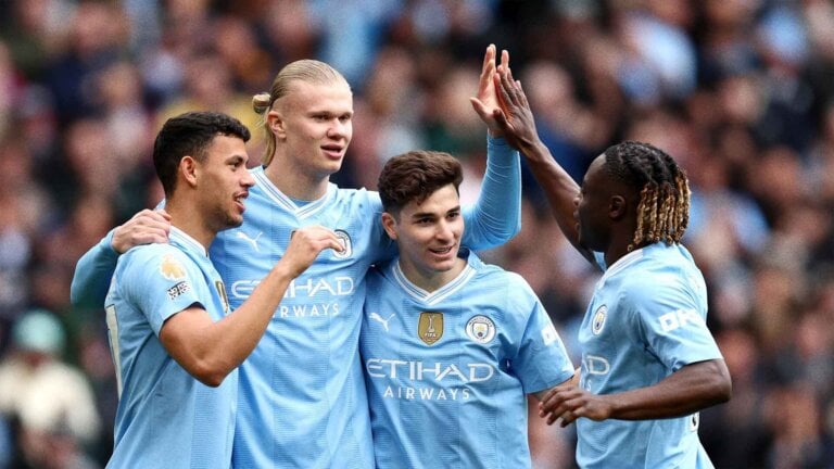 Erling Haaland dan skuan Man City. Foto : Ist