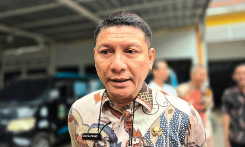 Sekda Prov Banten Deden Apri­andhi Hartawan. Foto : Ist