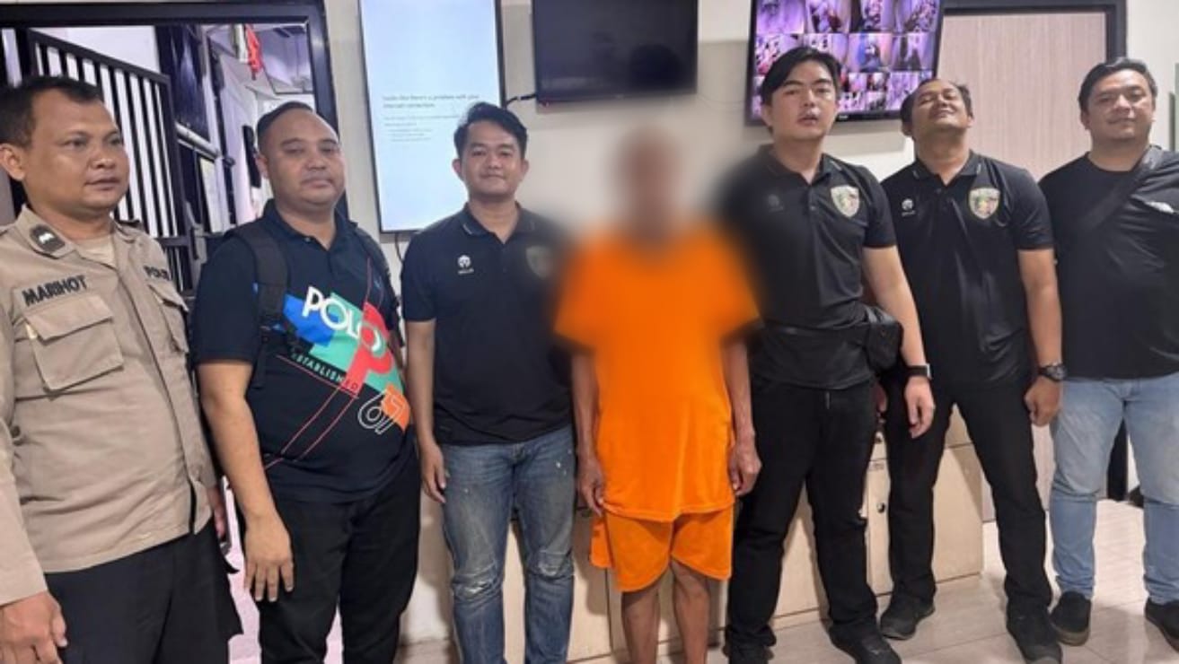 S tersangka pelecehan seks kini mendekan di baluk jeruji. Foto : Ist