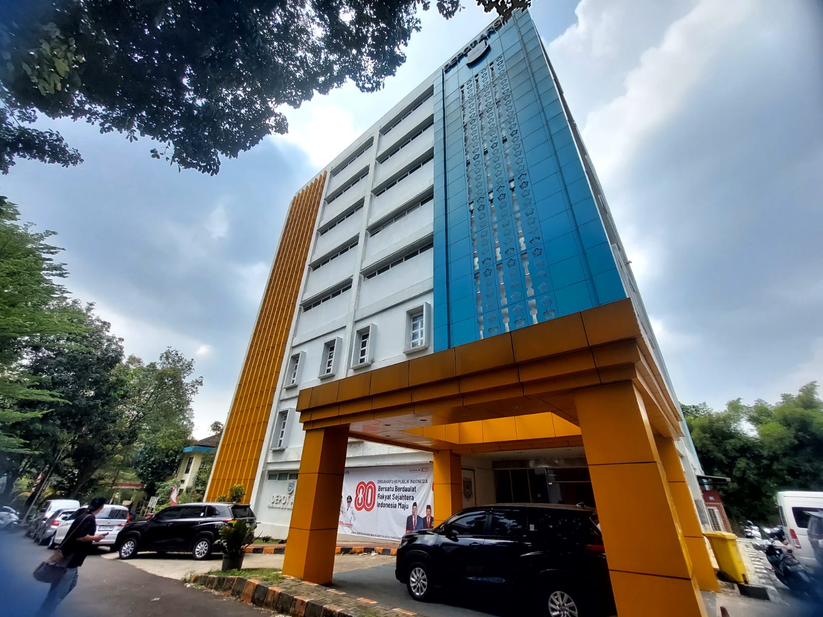 Aksi Demo Meluas, Disnaker Keluarkan Surat Imbauan WFH Bagi Perusahaan di Tangsel Foto : Ist