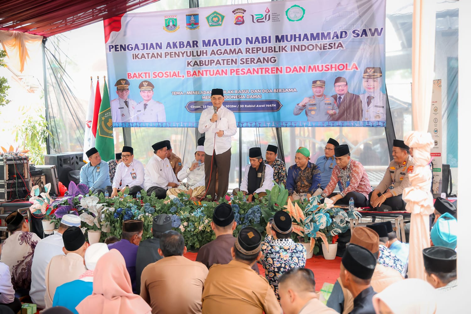 Wagub Banten Achmad Dimyati pada acara Maulid Nabi Muhammad SAW di Pesantren Sirotul Asror, Kampung Cimiung Melati, Desa Pulo, Kecamatan Ciruas, Kabupaten Serang. Foto : Humas Pemprov