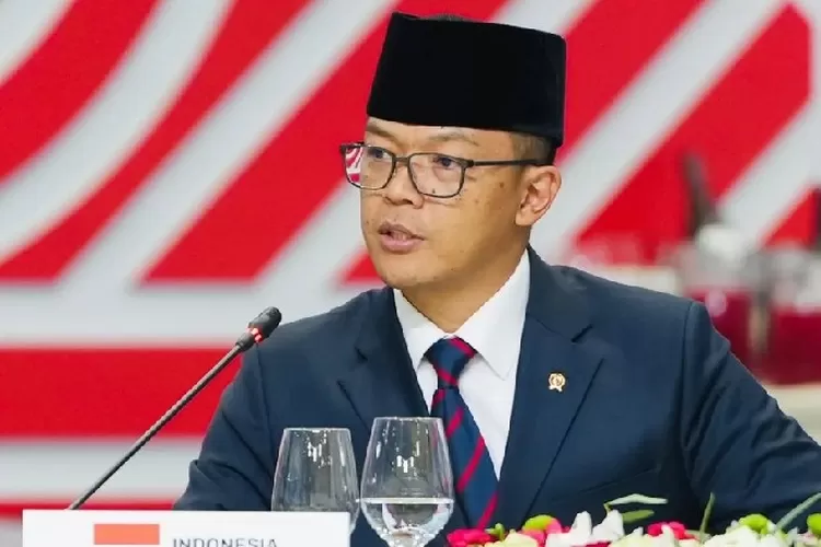 Menlu Sugiono. Foto : Ist