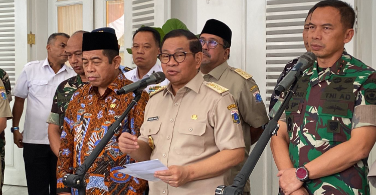 Jakarta Tanggung Kerugian Rp 55 Miliar Dampak Kerusuhan Akhir Agustus 2025 Gubernur Jakarta Pramono Anung saat konferensi pers di Balaikota. Foto : Ist