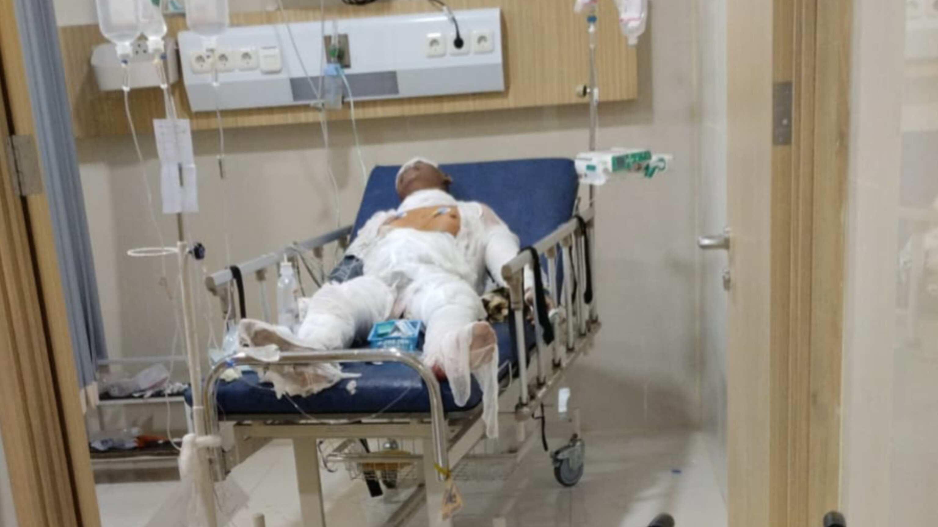 Korban Ledakan di Gang Senggol Pamulang Hembuskan Nafas Terakhir Kabar duka itu pun dibenarkan oleh Ketua RT setempat, Masturo. Agus dinyatakan meninggal sekitar pukul 22.30 WIB, Jumat (19/9/2025) malam. (tangselpos.id/rmn)