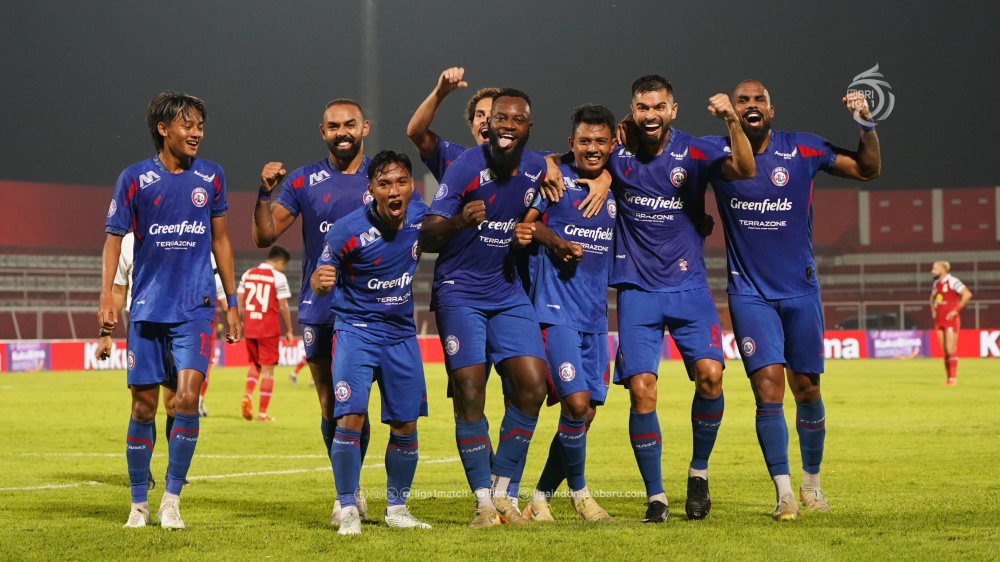 Skuad Arema FC siap nyuri poin dikandang Persis Solo. Foto : Ist