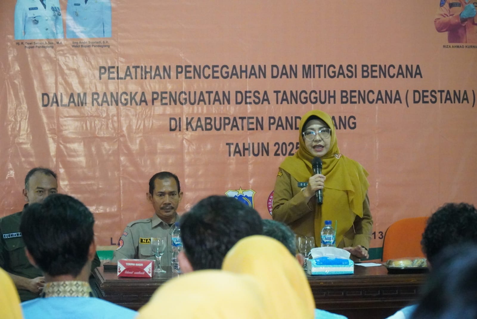 Pencegahan dan Mitigasi Bencana, BPBD Pandeglang Latih Relawan Destana BPBD Kabupaten Pandeglang melaksanakan Pelatihan Penguatan Desa Tangguh Bencana (Destana) di Aula Kantor Kelurahan Juhut Kecamatan Karangtanjung, Selasa (9/9/2025).(Istimewa)