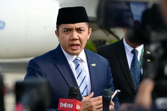 Pengamat Menilai Seskab Teddy Sukses Jaga Koordinasi Antar Menteri Seskab Teddy Indra Wijaya . Foto : Ist