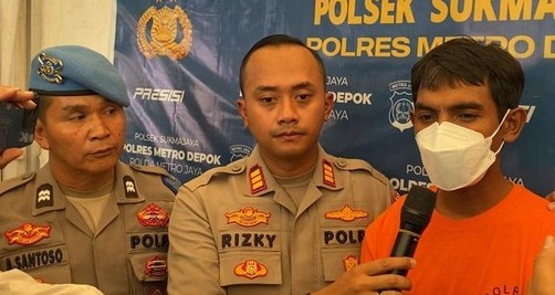 Penganiaya Satpam di Depok Ternyata Habis Minum Miras, Mengaku Tidak Mabuk CPR kini diamankan Aparat P9lsek Sukmajaya. Foto : Ist