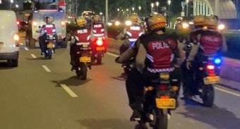 Polres Bogor Patroli Skala Besar Demi Pastikan Masyarakat Aman Pratroli aparat keamanan Polres Bogor bersama dengan Kodim 0621/Kabupaten Bogor. Foto : Ist