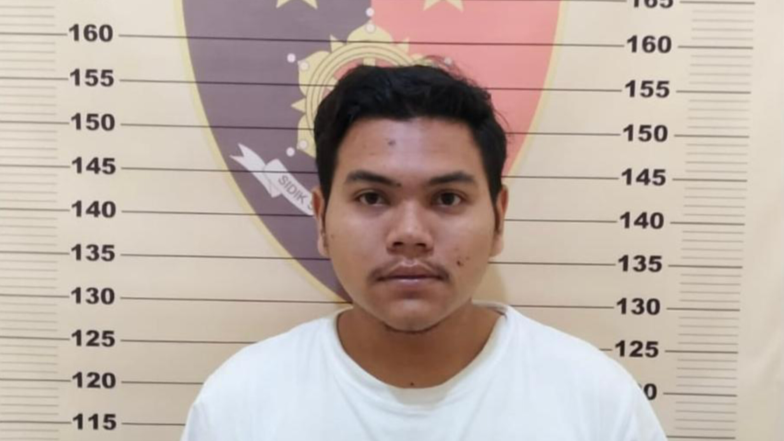 Seorang pemuda berinisial MNR alias Gibran (23) ditangkap saat kedapatan menjual obat golongan G. (Ist)