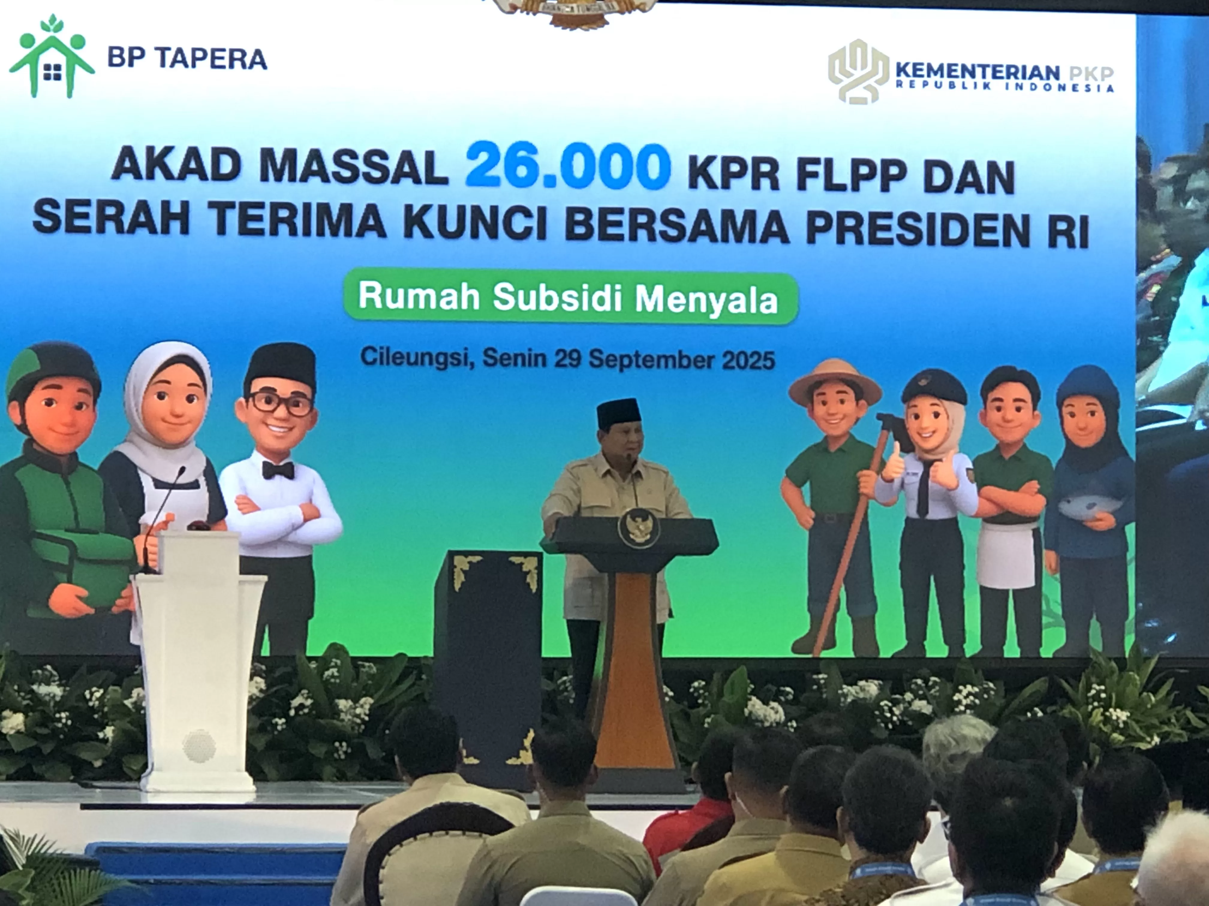 Presiden Prabowo pada acara Akad Massal 26.000 Rumah Subsidi, di Perumahan Pesona Kahuripan, Cileungsi, Kabupaten Bogor. Foto : Ist
