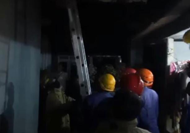 Rumah di Karadenan, Cibinong, Kabupaten Bogor diduga dibakar anak ODGJ. Foto : Ist