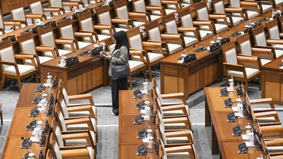 Sebelum Didemo Penghasilan Rp 230 Juta Per Bulan Ilustrasi. Foto : Ist