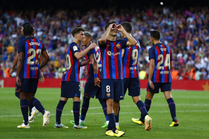 Atletico Menang, Barcelona Kokoh di Puncak Klasemen Selebrasi skuad Barcelona. Foto : Ist