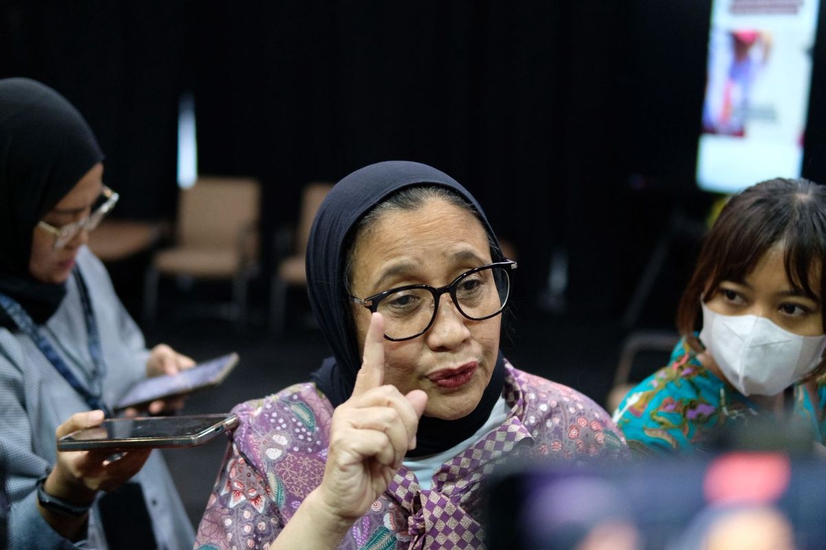 BGN Segera Nonaktifkan Kepala SPPG Diduga Aniaya dan Lecehkan Rekan Kerja Wakil Kepala BGN, Nanik Sudaryati. Foto : Ist